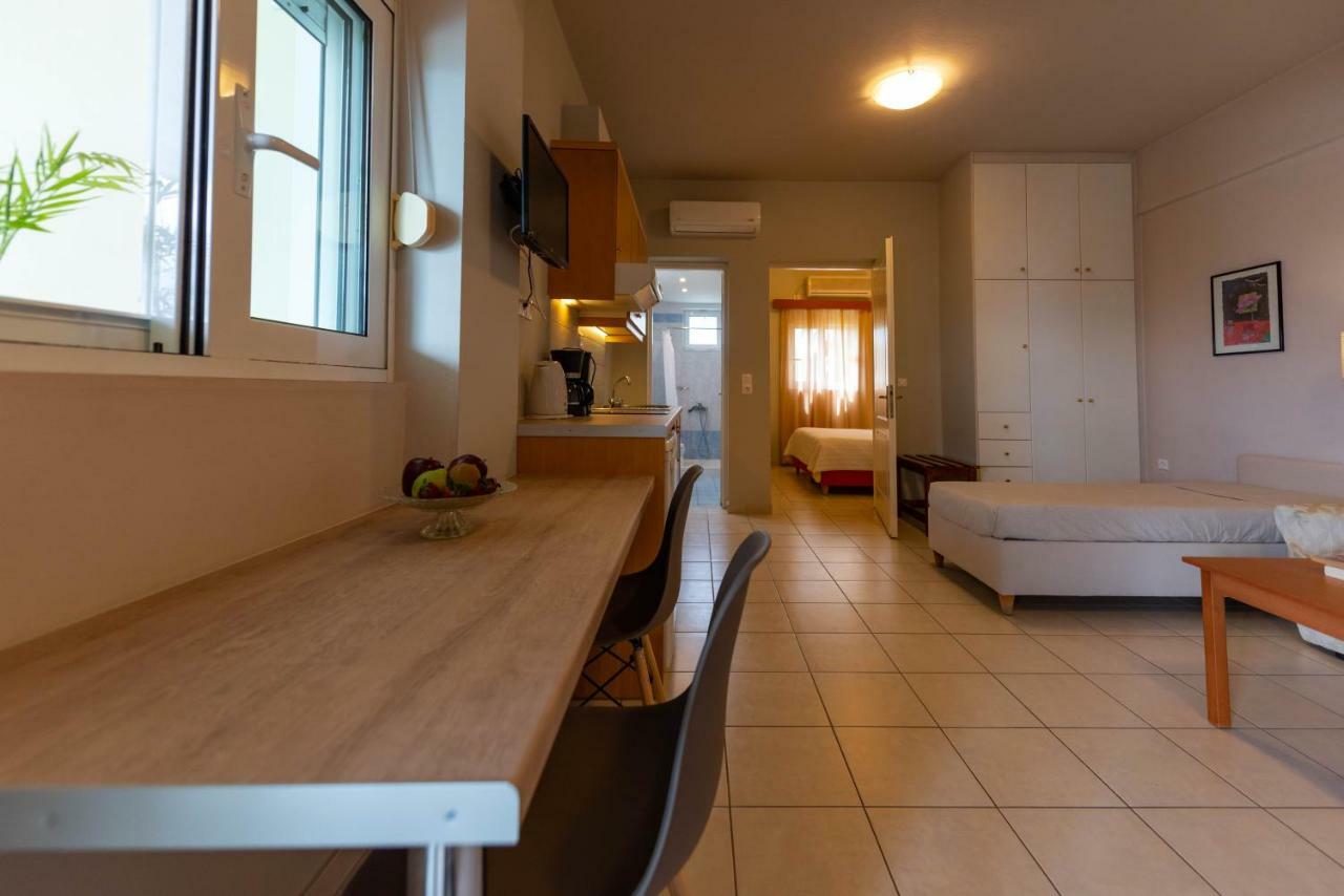 Theoxenia Hotel Apartments Chrani Ngoại thất bức ảnh